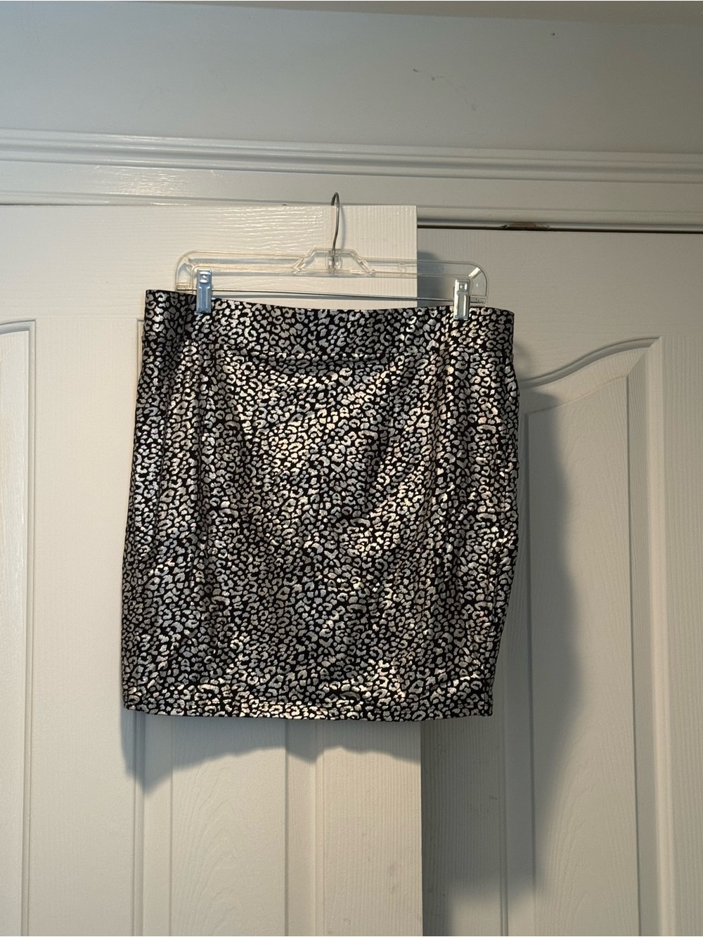 Forever 21 Black and Silver Leopard Print Mini Skirt